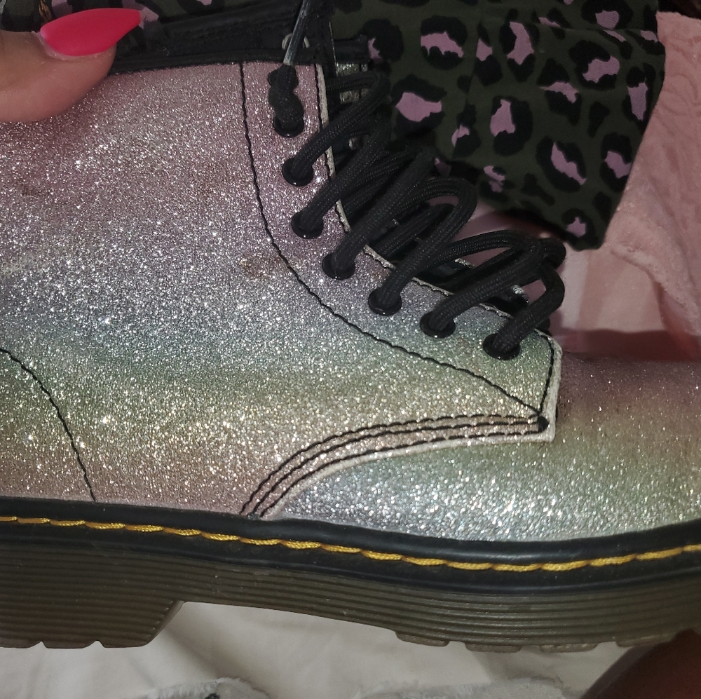 Kids Dr. Martens size 1 gently worn